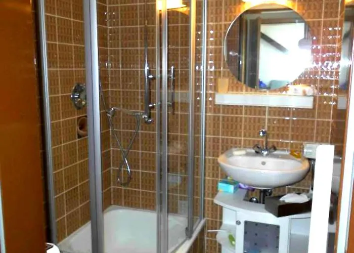 Haus Der Kunst Kwatera prywatna *